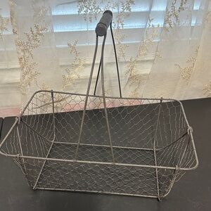 vintage wire gathering basket 15” x 10.5” x 5.5”